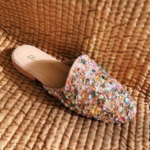 Llani Confetti Slides